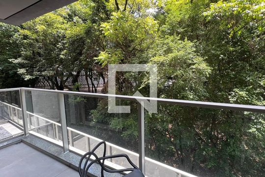 Sacada do quarto de kitnet/studio para alugar com 1 quarto, 29m² em Pinheiros, São Paulo