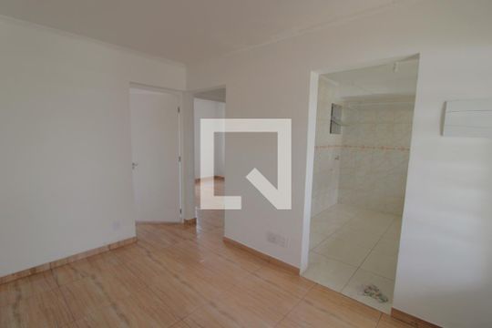 Sala de apartamento para alugar com 2 quartos, 46m² em Chácara São João, São Paulo