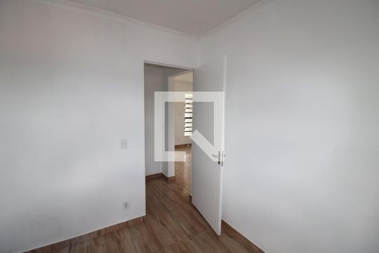 Quarto 2 de apartamento para alugar com 2 quartos, 46m² em Chácara São João, São Paulo