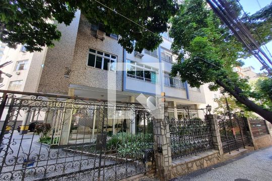 Fachada de apartamento à venda com 3 quartos, 133m² em Tijuca, Rio de Janeiro
