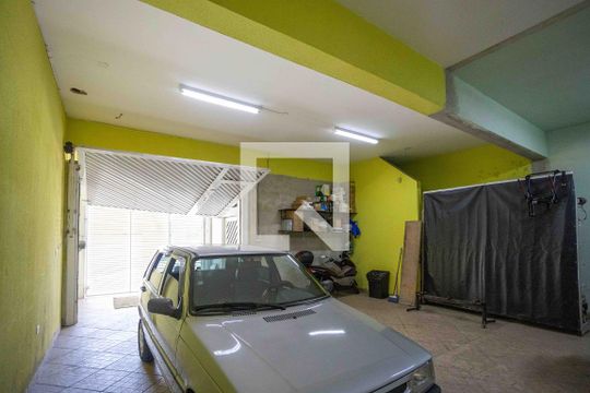 Garagem de casa à venda com 6 quartos, 365m² em Centro, Diadema