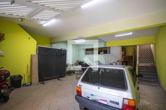 Garagem de casa para alugar com 6 quartos, 365m² em Centro, Diadema