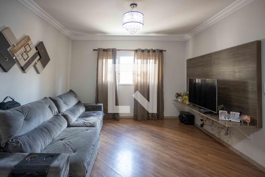 Sala Casa 1 de casa à venda com 6 quartos, 365m² em Centro, Diadema