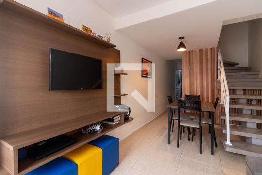 Sala de apartamento para alugar com 2 quartos, 49m² em Da Graça, Cotia