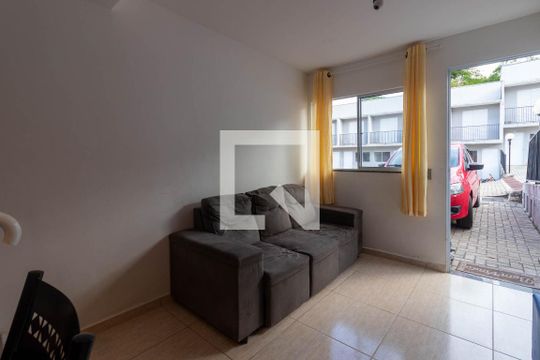 Sala de apartamento para alugar com 2 quartos, 49m² em Da Graça, Cotia