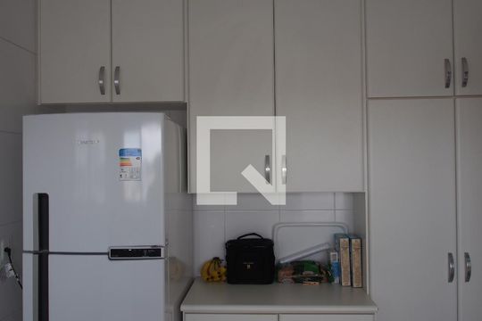 Cozinha de apartamento à venda com 2 quartos, 59m² em Jardim Quintas das Videiras, Jundiaí