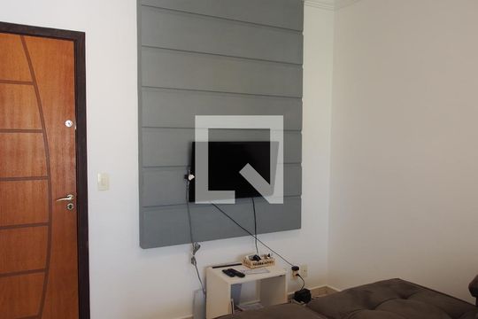 Sala de apartamento à venda com 2 quartos, 59m² em Jardim Quintas das Videiras, Jundiaí