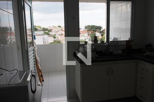 Cozinha de apartamento à venda com 2 quartos, 59m² em Jardim Quintas das Videiras, Jundiaí