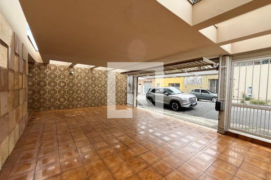 Garagem de casa à venda com 4 quartos, 198m² em Vila São Paulo, São Paulo