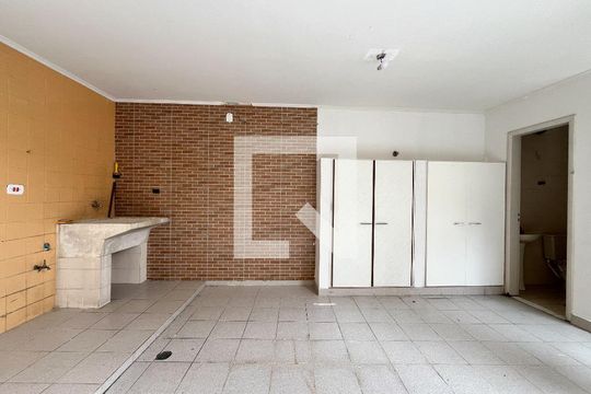 Área de Serviço de casa à venda com 4 quartos, 198m² em Vila São Paulo, São Paulo