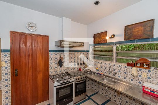 Cozinha  de casa à venda com 3 quartos, 298m² em Jardim Atibaia (sousas), Campinas