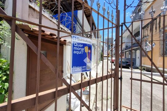 Fachada da Vila de casa de condomínio à venda com 4 quartos, 300m² em Andaraí, Rio de Janeiro