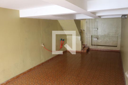 Garagem de casa à venda com 3 quartos, 93m² em Osvaldo Cruz, São Caetano do Sul