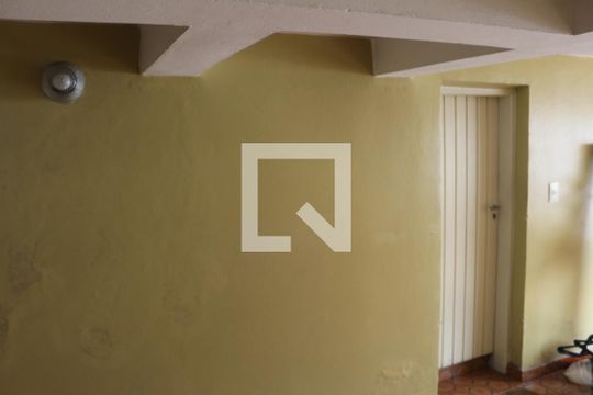Garagem de casa à venda com 3 quartos, 93m² em Osvaldo Cruz, São Caetano do Sul