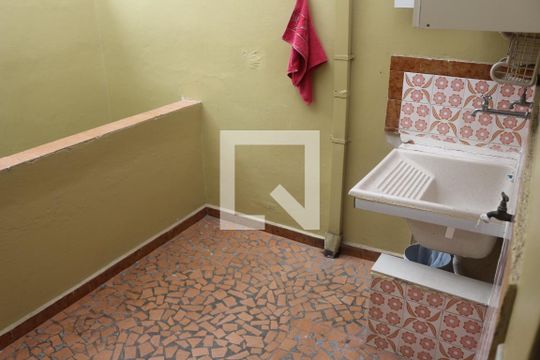 Área de Serviço de casa à venda com 3 quartos, 93m² em Osvaldo Cruz, São Caetano do Sul