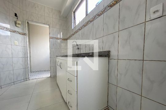 Cozinha de apartamento à venda com 3 quartos, 120m² em Santa Maria, Belo Horizonte