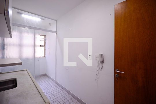 Cozinha de apartamento para alugar com 3 quartos, 70m² em Jardim São Savério, São Paulo