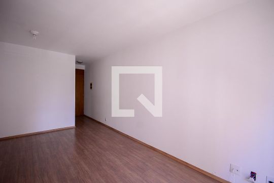 Sala de apartamento para alugar com 3 quartos, 70m² em Jardim São Savério, São Paulo