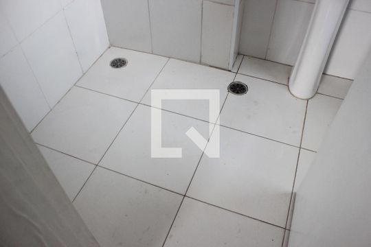 Banheiro da Suíte 2 de apartamento para alugar com 4 quartos, 200m² em Vila Galvão, Guarulhos