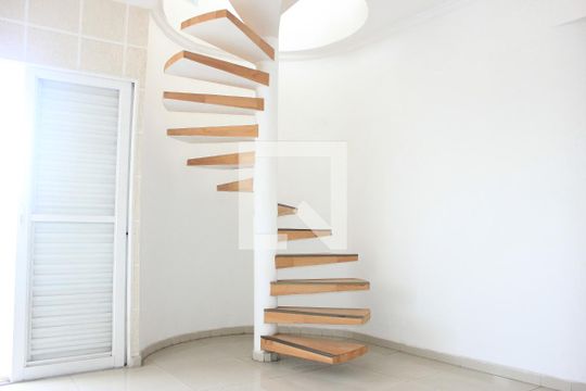 Sala 1 de apartamento para alugar com 4 quartos, 200m² em Vila Galvão, Guarulhos