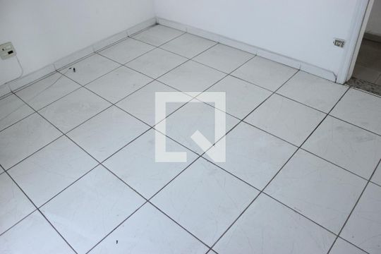 Quarto 1 de apartamento para alugar com 4 quartos, 200m² em Vila Galvão, Guarulhos