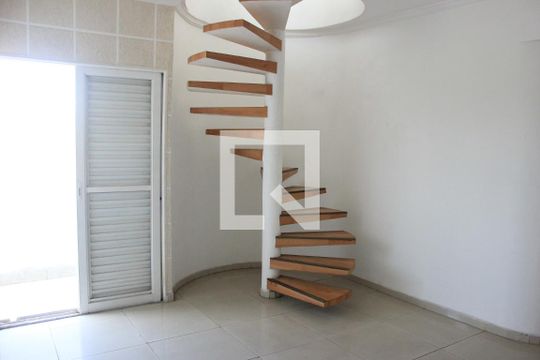 Apartamento para alugar com 4 quartos, 200m² em Vila Galvão, Guarulhos