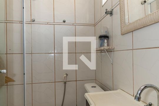 Banheiro da Suíte  de casa à venda com 3 quartos, 170m² em Vila Industrial, Campinas