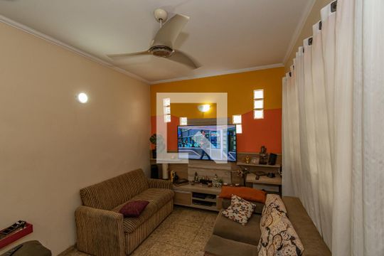 Casa à venda com 3 quartos, 170m² em Vila Industrial, Campinas