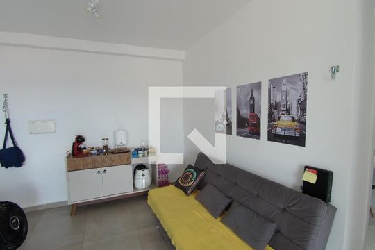 Sala  de apartamento à venda com 2 quartos, 60m² em Picanço, Guarulhos