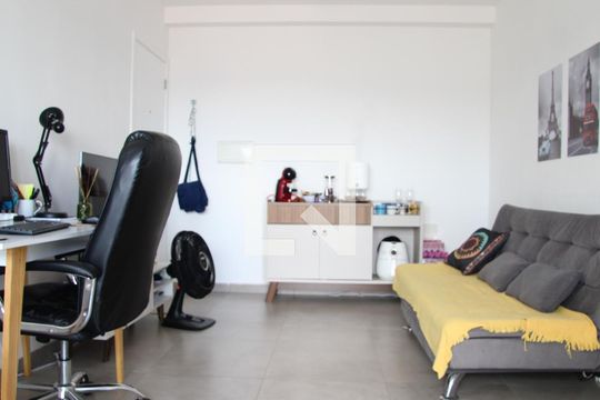 Sala  de apartamento à venda com 2 quartos, 60m² em Picanço, Guarulhos