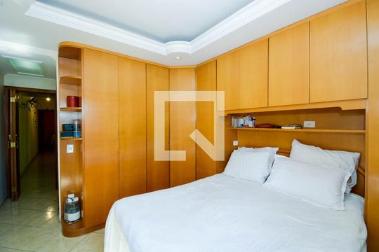 Quarto 1 - Suíte de casa para alugar com 3 quartos, 255m² em Picanço, Guarulhos