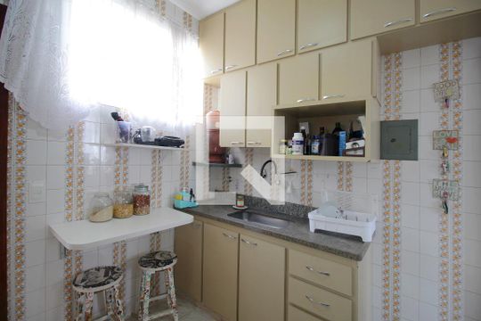 Cozinha de apartamento à venda com 3 quartos, 125m² em União, Belo Horizonte