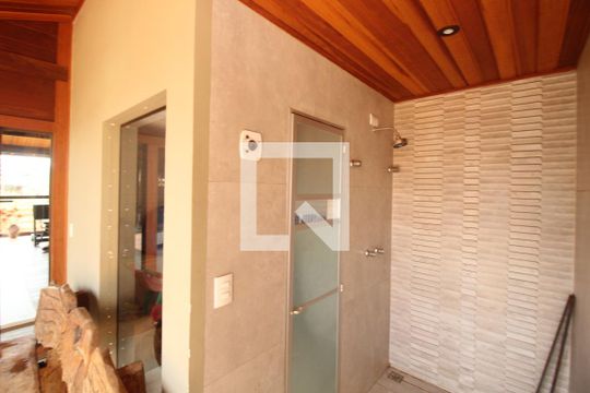 Sauna de casa de condomínio à venda com 4 quartos, 700m² em Ville Des Lacs, Nova Lima