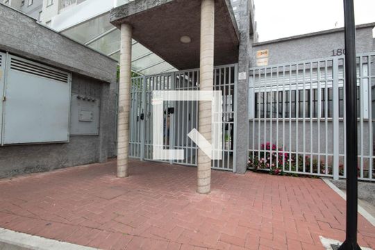 Fachada de apartamento à venda com 2 quartos, 46m² em Padroeira, Osasco