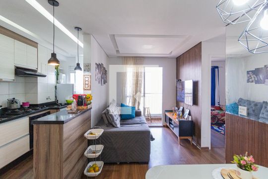 Sala de apartamento à venda com 2 quartos, 46m² em Padroeira, Osasco
