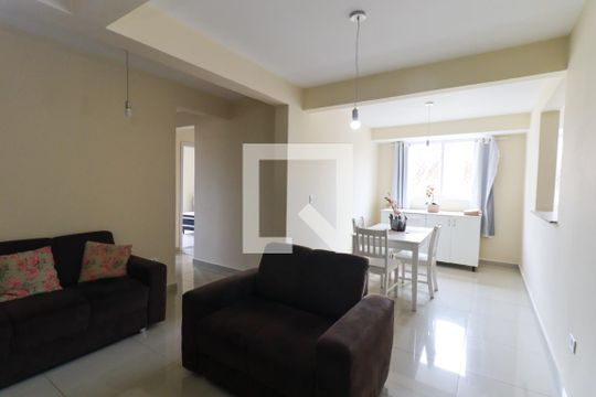 Sala de apartamento para alugar com 3 quartos, 70m² em Tingui, Curitiba