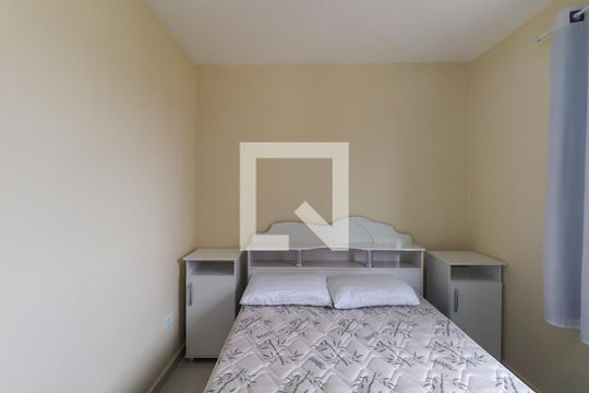 Quarto 3 de apartamento para alugar com 3 quartos, 70m² em Tingui, Curitiba