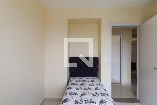 Quarto 2 de apartamento para alugar com 3 quartos, 70m² em Tingui, Curitiba