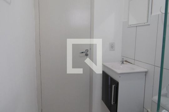 Banheiro de apartamento para alugar com 2 quartos, 48m² em Vossoroca, Votorantim
