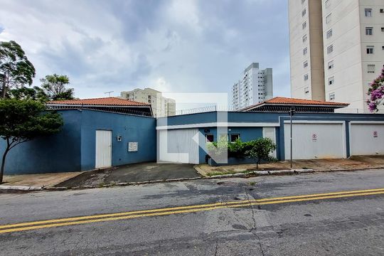 Fachada de casa de condomínio à venda com 2 quartos, 68m² em Parque Reboucas, São Paulo