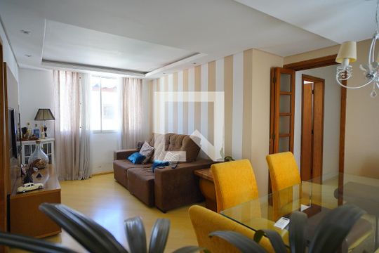 Apartamento à venda com 2 quartos, 60m² em São João, Porto Alegre