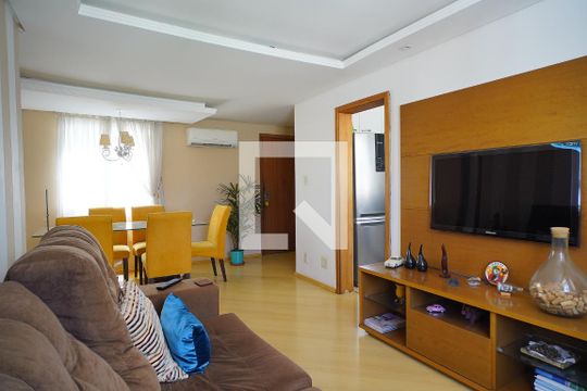 Sala de apartamento à venda com 2 quartos, 60m² em São João, Porto Alegre
