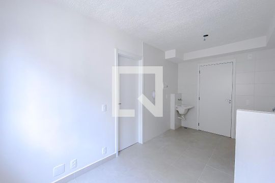 Sala de apartamento para alugar com 1 quarto, 26m² em Vila Claudia, São Paulo