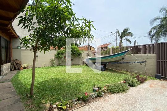 Área comum de casa à venda com 2 quartos, 240m² em São José, Canoas