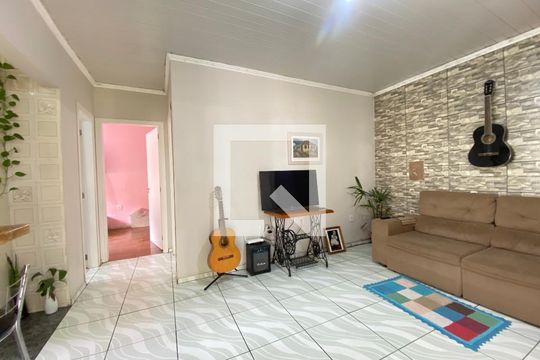 Sala de casa à venda com 2 quartos, 240m² em São José, Canoas
