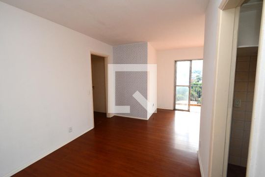 Sala de apartamento para alugar com 2 quartos, 81m² em Vila Santa Catarina, São Paulo