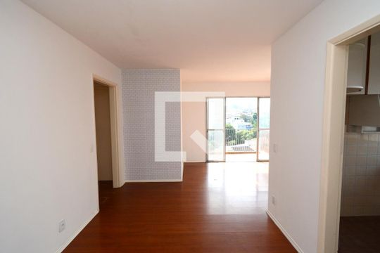 Sala de apartamento para alugar com 2 quartos, 81m² em Vila Santa Catarina, São Paulo