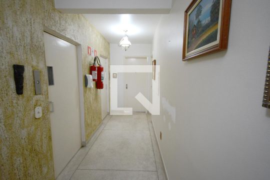 Hall de entrada de apartamento para alugar com 2 quartos, 81m² em Vila Santa Catarina, São Paulo