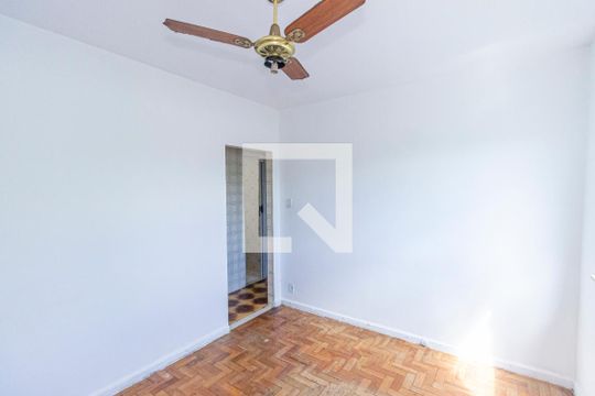 Apartamento para alugar com 2 quartos, 80m² em Marechal Hermes, Rio de Janeiro