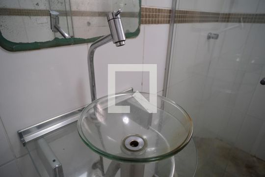 Pia de casa à venda com 2 quartos, 129m² em Pinheiros, São Paulo